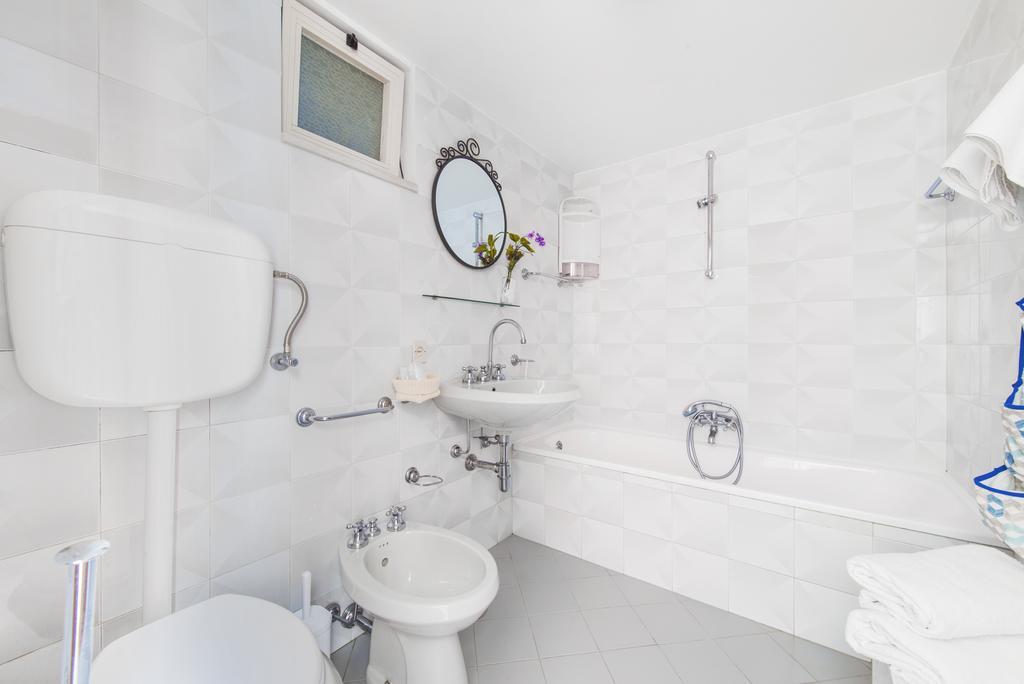 Bed and Breakfast L'Uliveto Positano Exterior foto